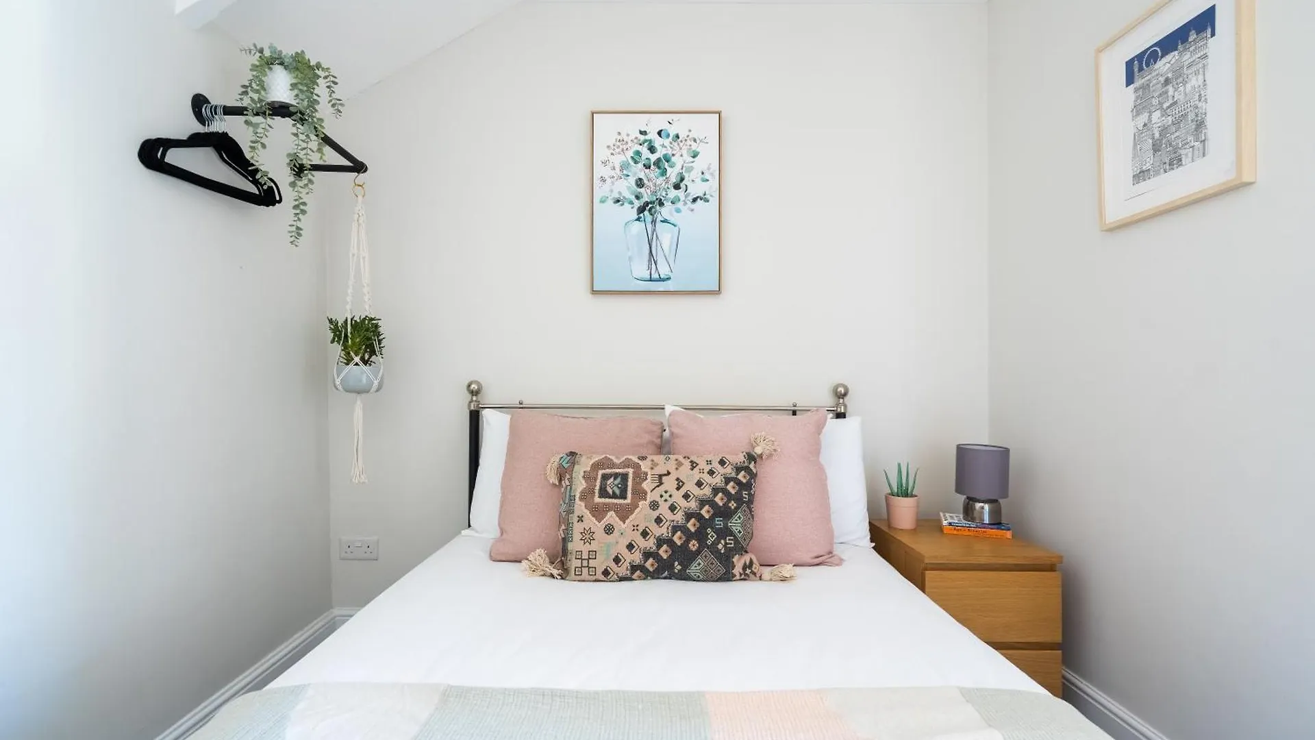 Howard Gardens - 1 Bedroom Apartment In Cardiff City Centre